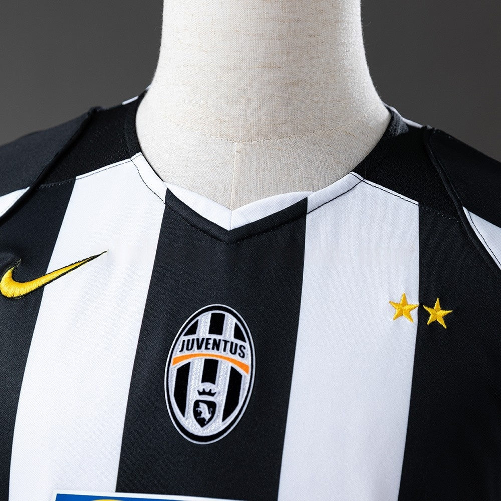 Juventus Jersey 2004-05 Home Retro Football Kit