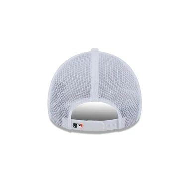 New Era San Francisco Giants 2026 Batting Practice White 9FORTY APEX Trucker Snapback Hat
