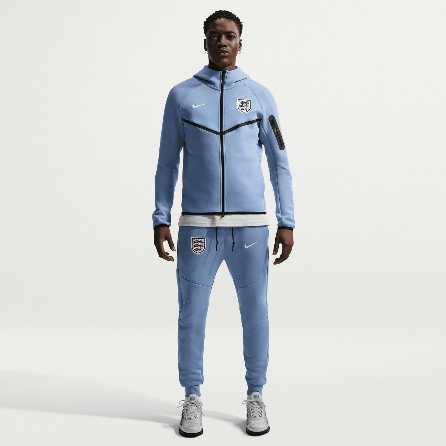 Nike England Tech Fleece Windrunner Men's Nike Soccer Full-Zip Hoodie