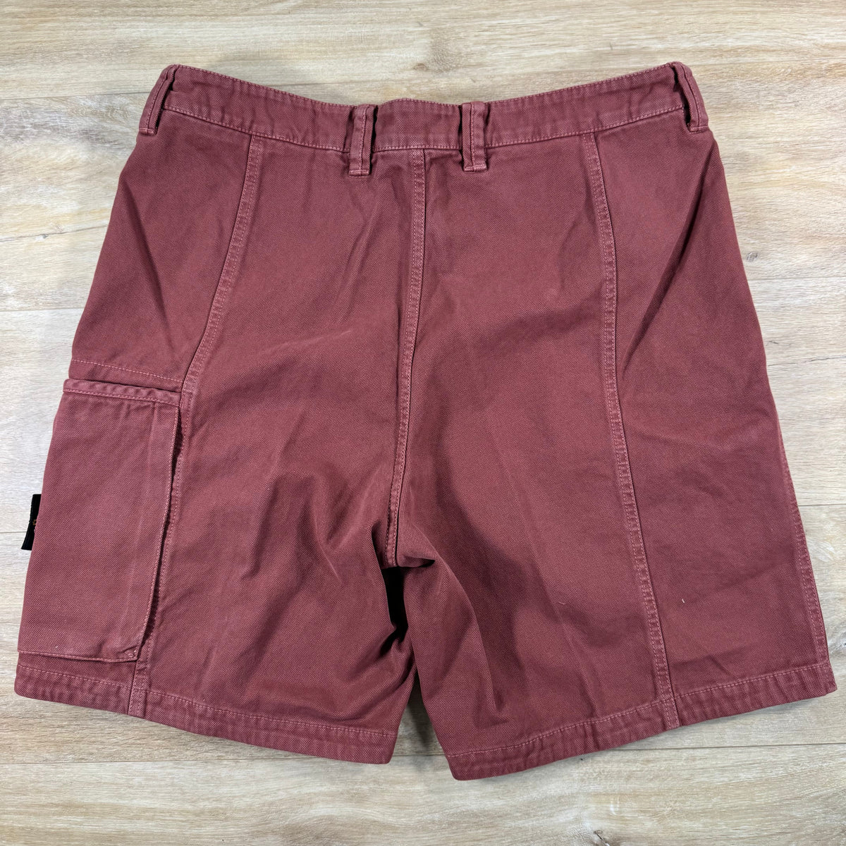 Stone Island Panama Cotton Comfort Fit Cargo Shorts in Brick Red