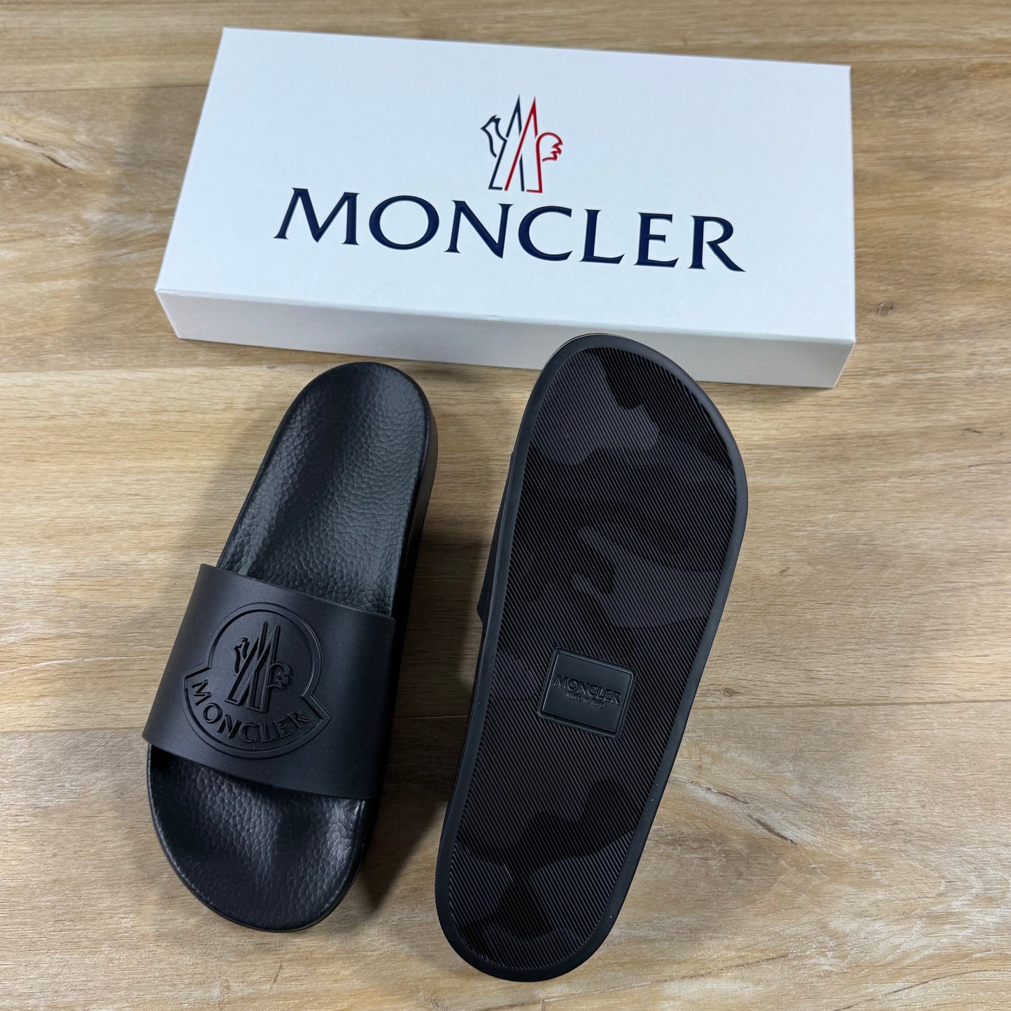 Moncler Basile Slides in Black