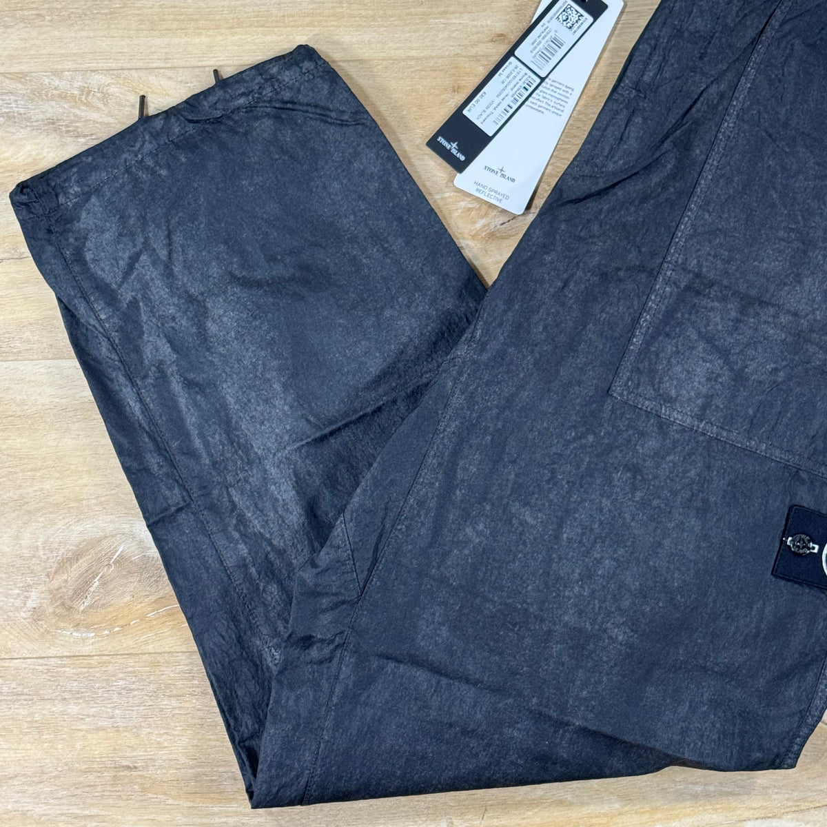Stone Island Dense Nylon-TC Hand Sprayed Reflective Loose-Fit Fatigue Trousers in Black