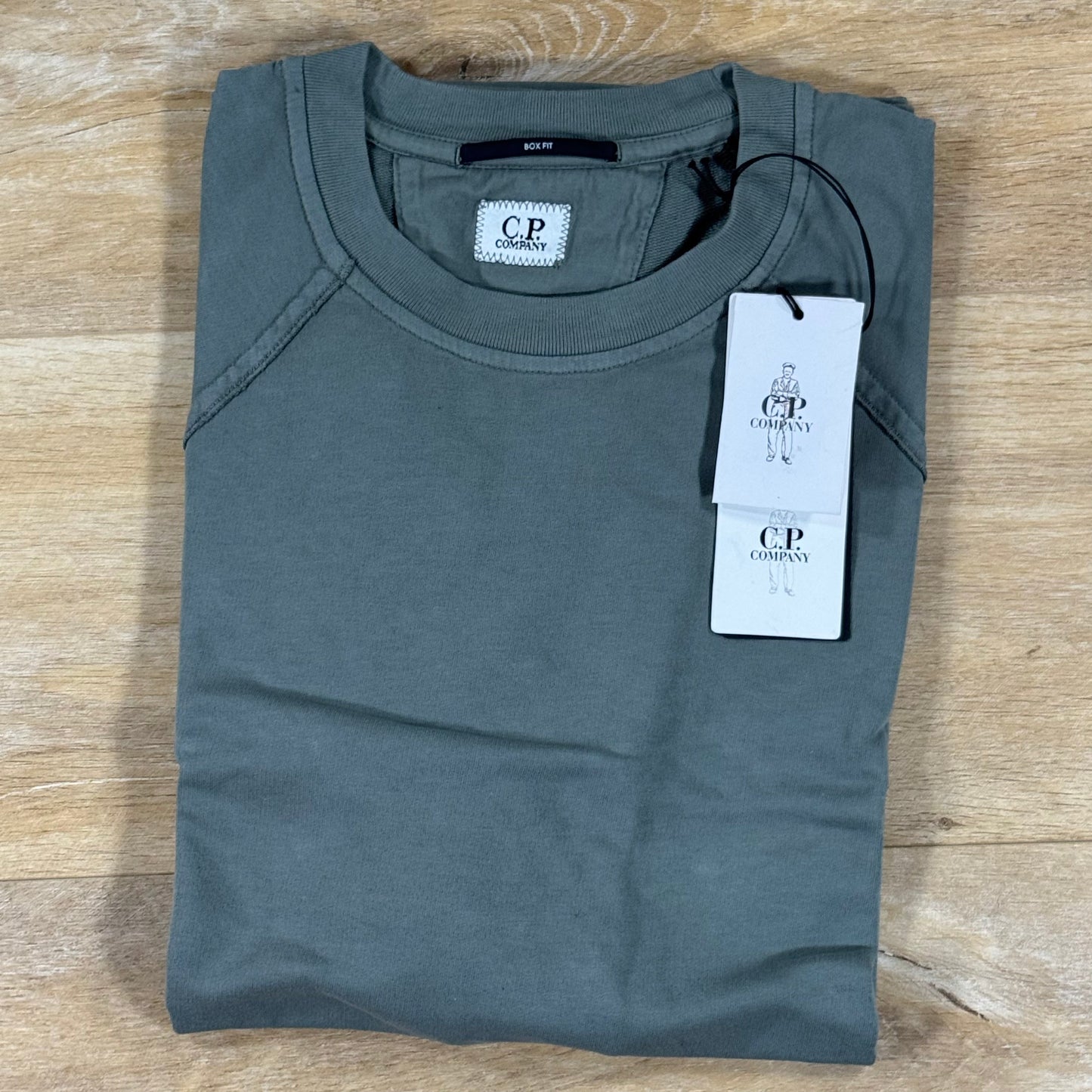 C.P. Company Light Fleece Short-Sleeve Lens Sweatshirt in Gunmetal - Grey
