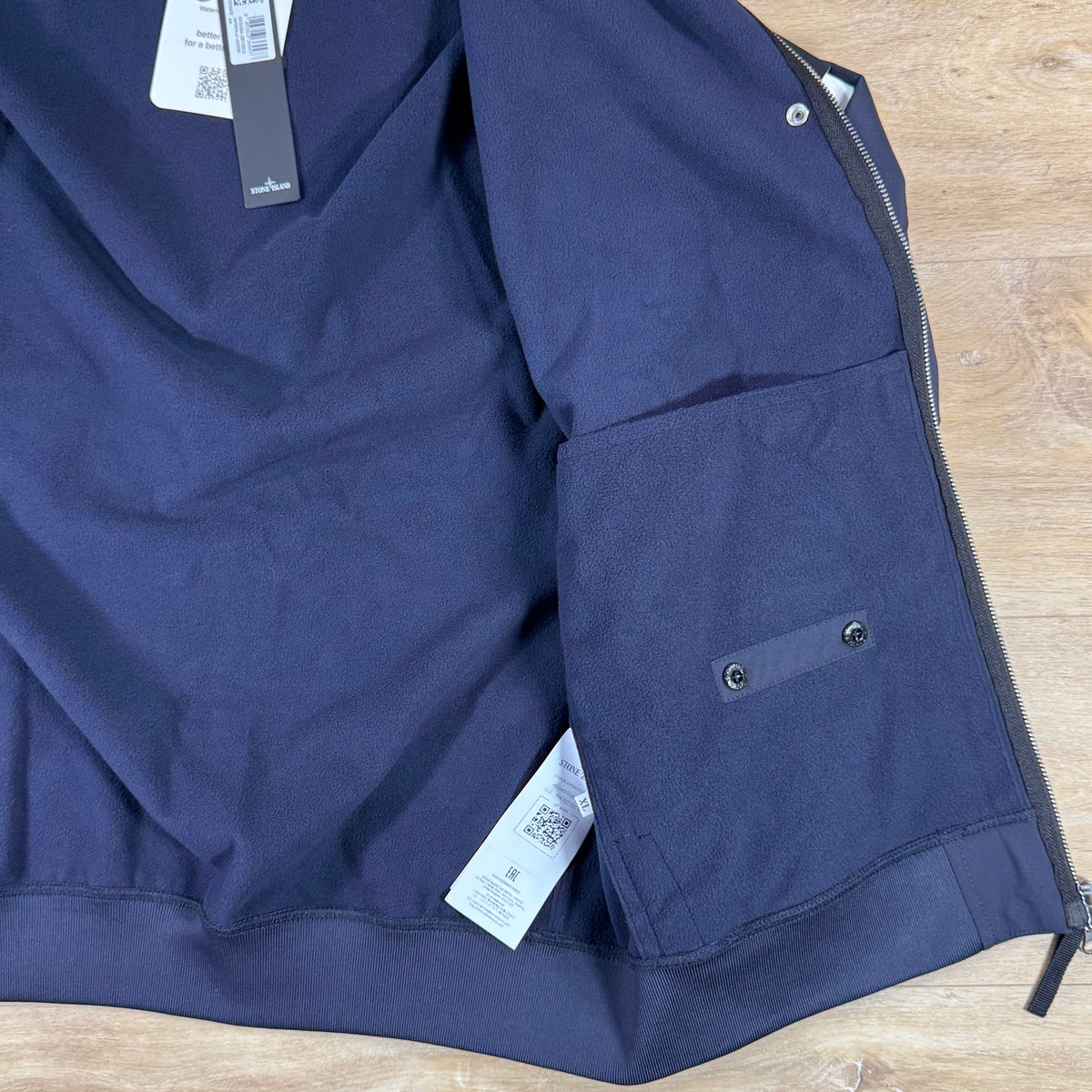 Stone Island Soft Shell-R Jacket in Navy