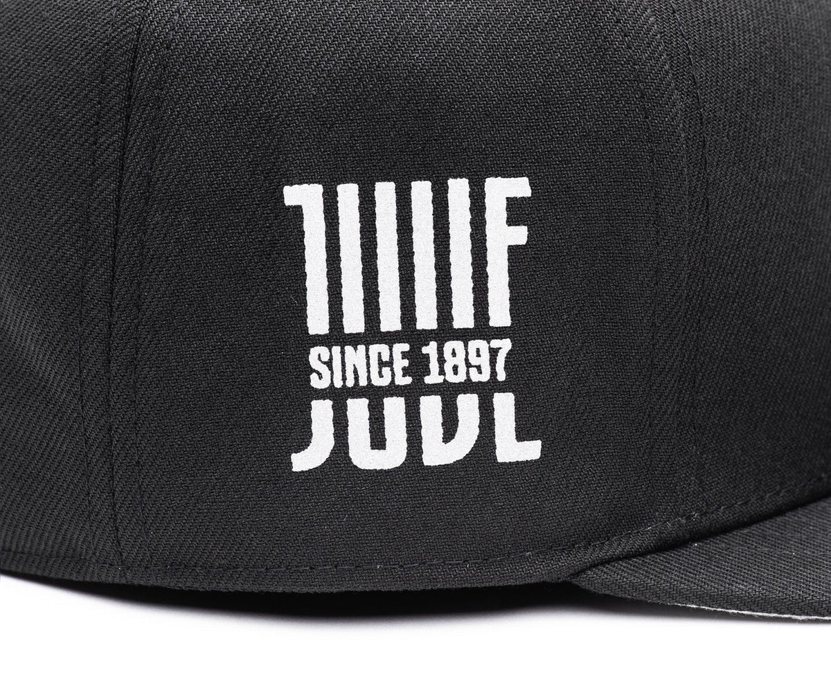 FI COLLECTIONS JUVENTUS DRIBBLING SNAPBACK HAT-BLACK/WHITE