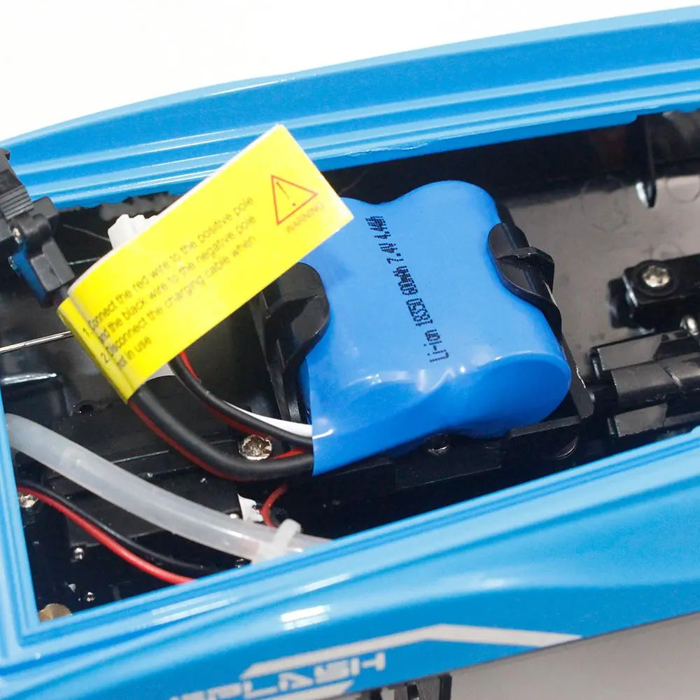 RC Boat H108 High Speed Speedboat 2.4GHz 4CH Ship with Water Cooling System Auto Flip