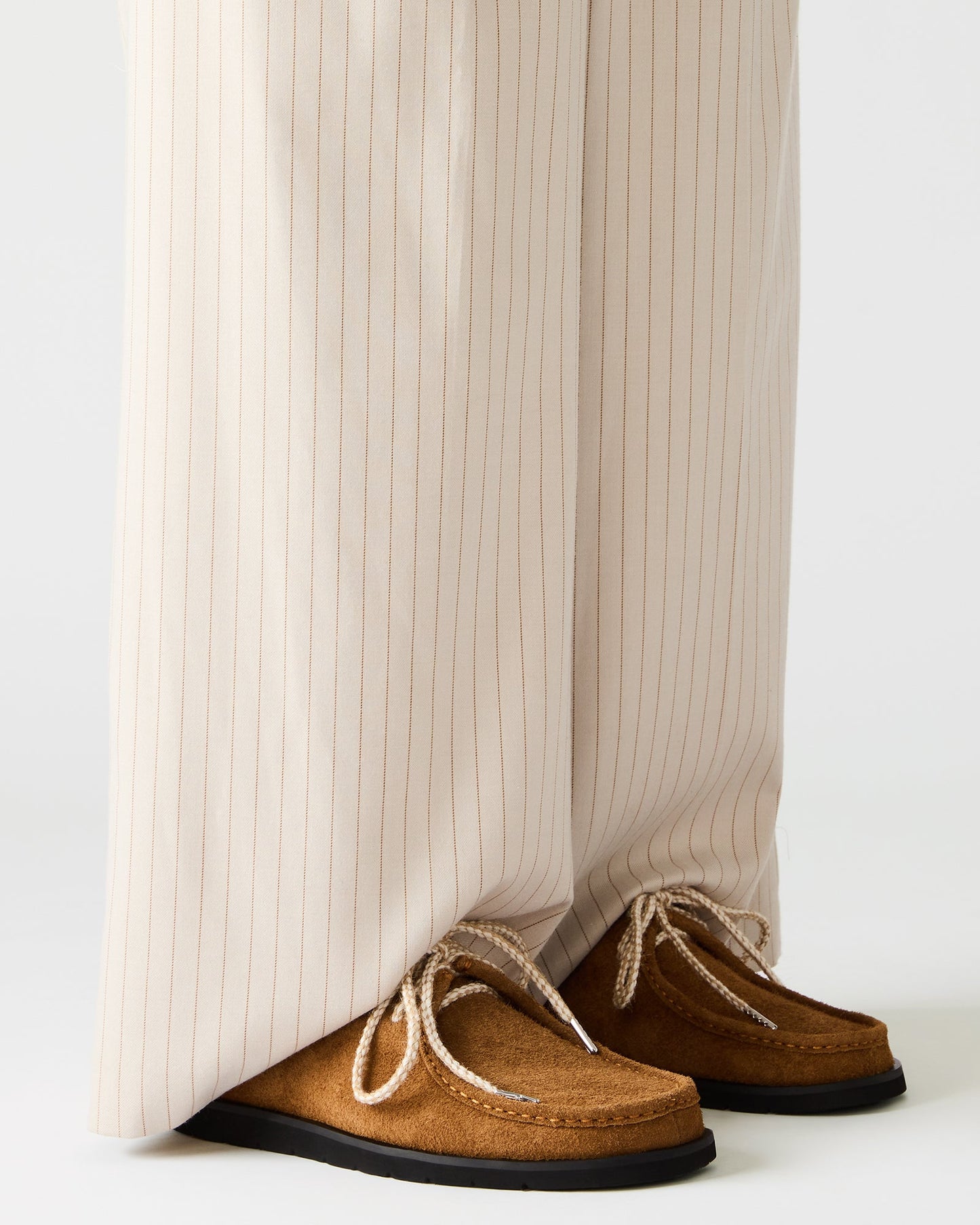SAILOR BROWN WHITE