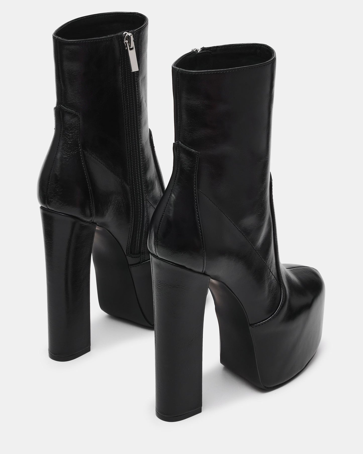 SENARA BLACK LEATHER