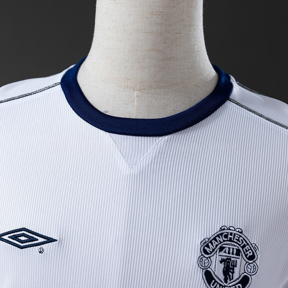 Manchester United Jersey 2000-01 Away Retro Football Kit