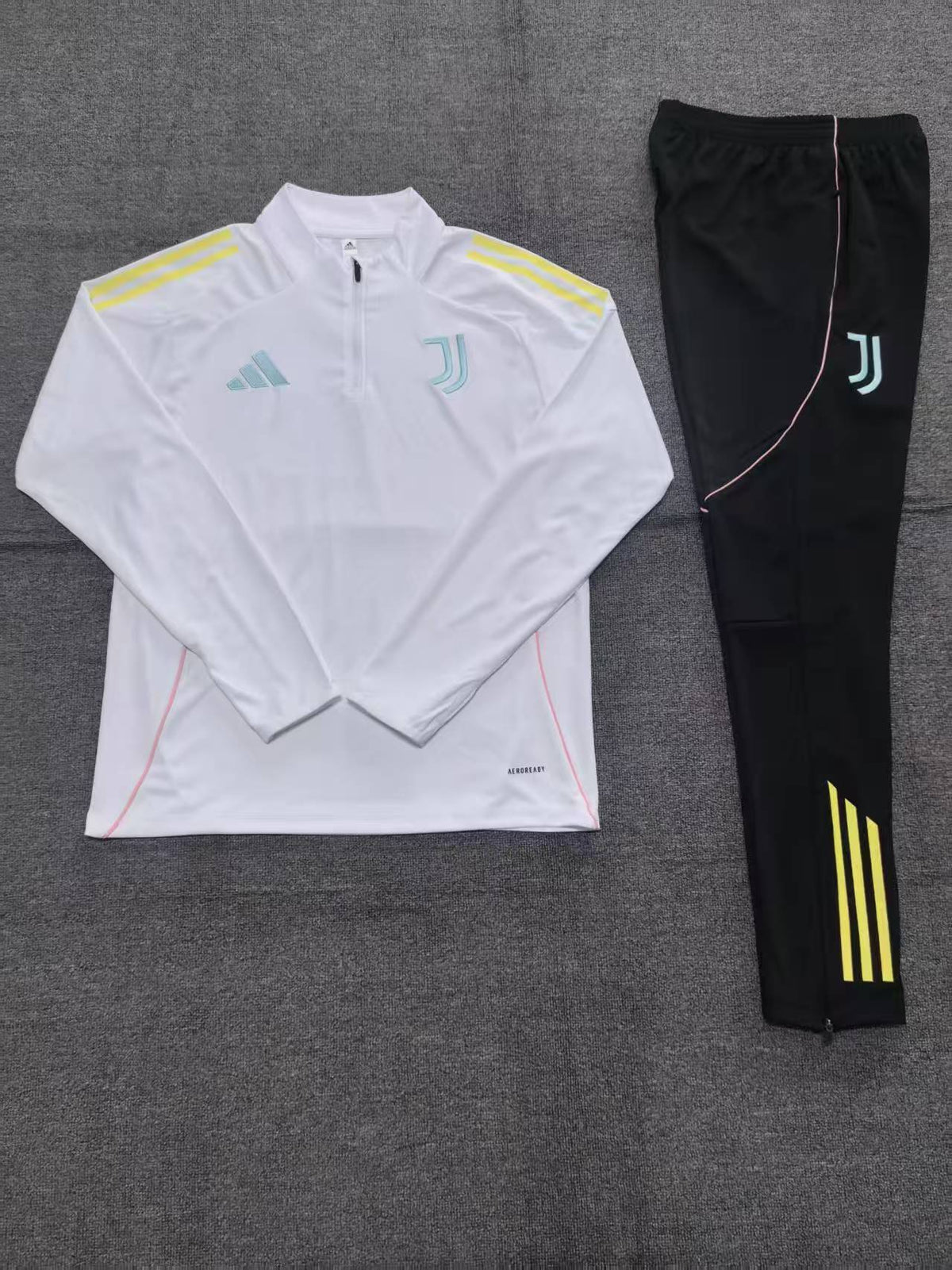 Kids Juventus Training Tracksuits 25/26 Football Kit Soccer Jersey