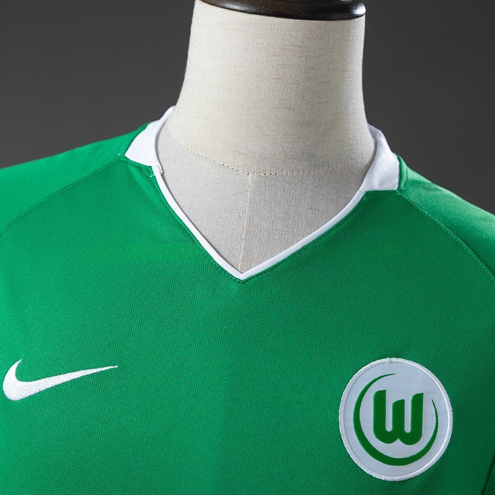 Wolfsburg Home Jersey 2008-09 Retro Football Kit Soccer Shirt