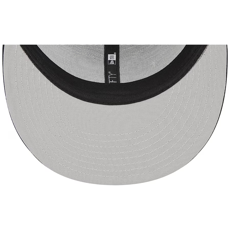 New Era Boston Red Sox Trucker 9FIFTY Snapback Hat-Black/White
