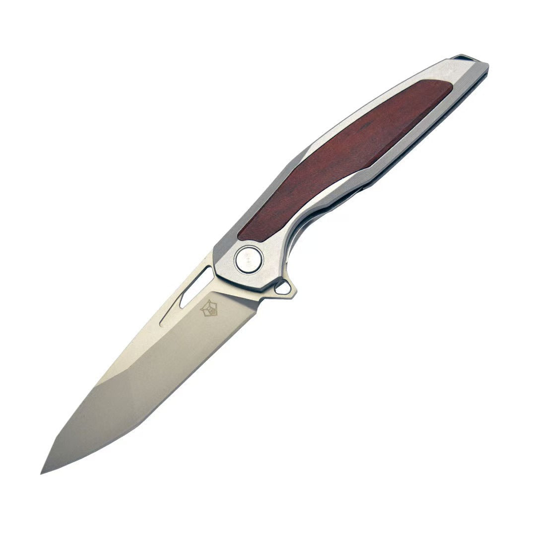 Steel Folding Knife – Razor-Edge Bear Claw D2 with Carbon Fiber & Rosewood Options