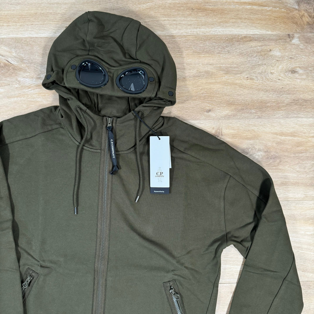C.P. Company Diagonal Raised Fleece Goggle Hoodie in Ivy Green