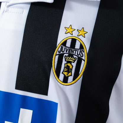 Juventus Jersey 1999-00 Home Retro Football Kit