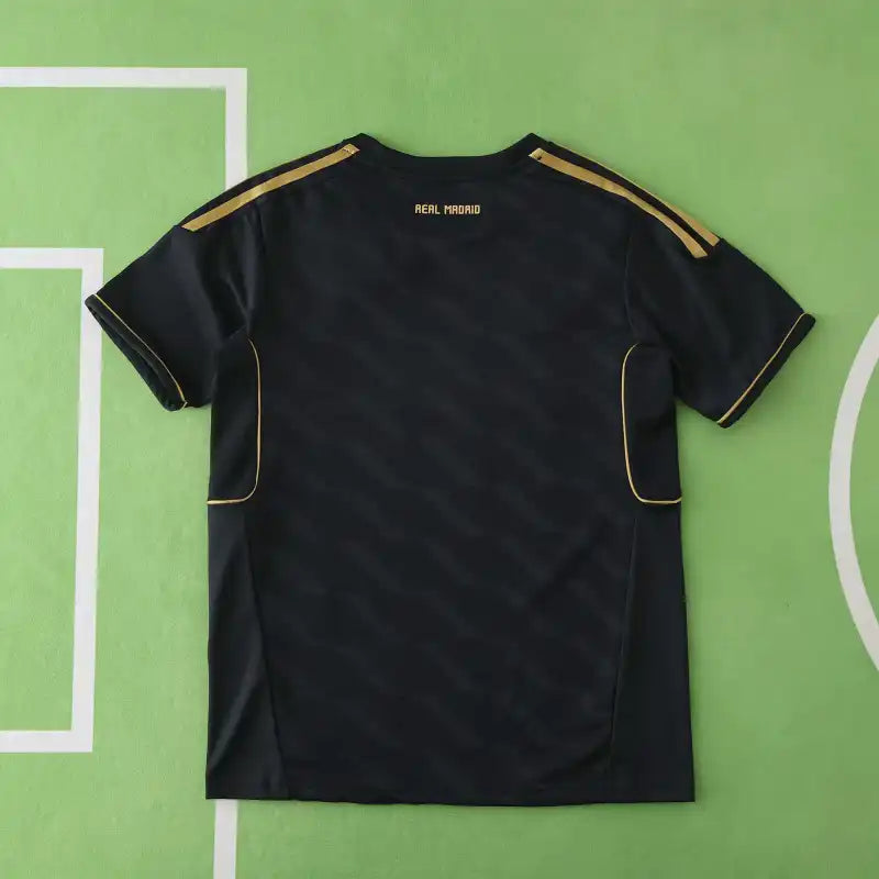 RM CF Away Retro Kids Kit 11/12 Season