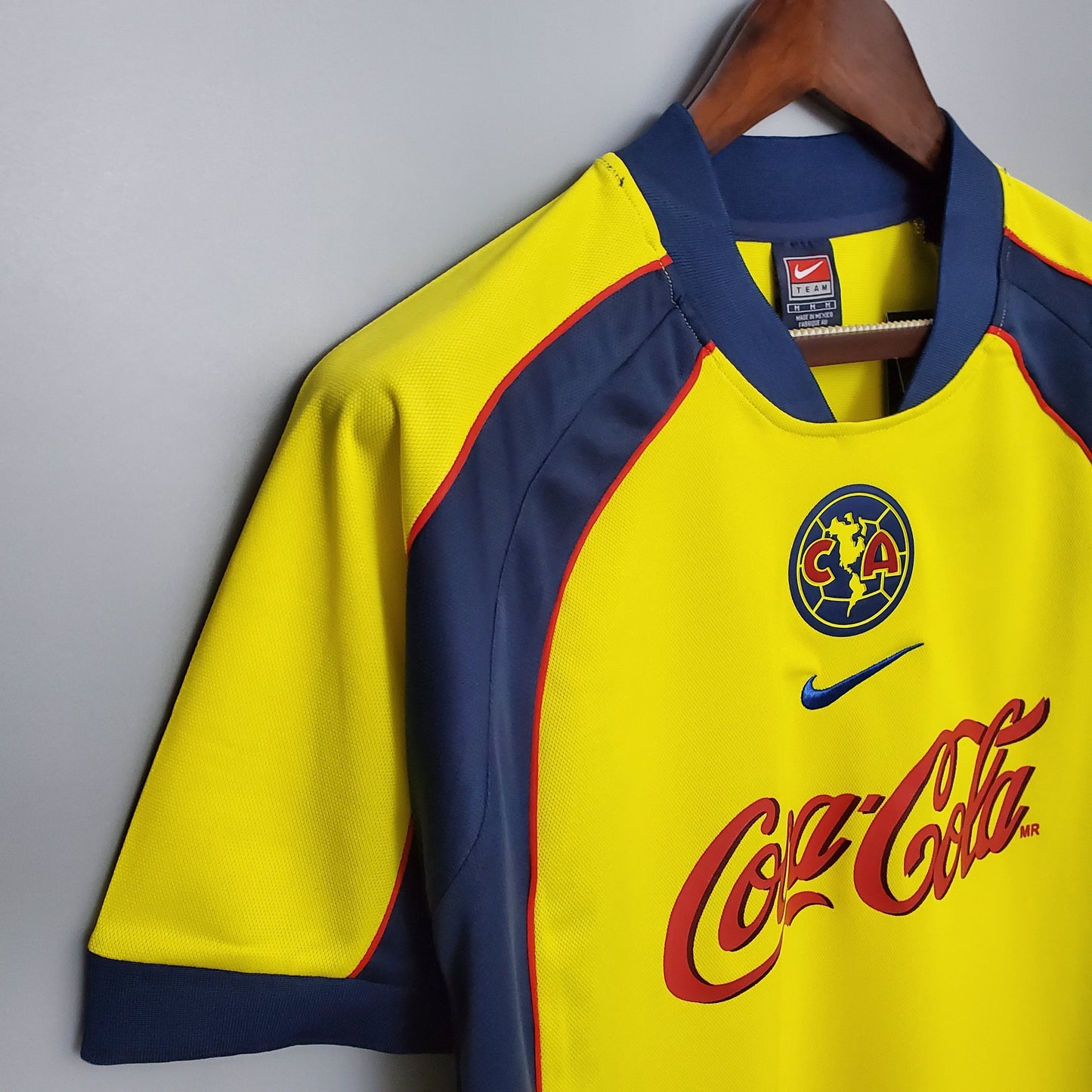 Retro Club America Jersey 2001-02 Home Yellow Football Kit Soccer Jersey