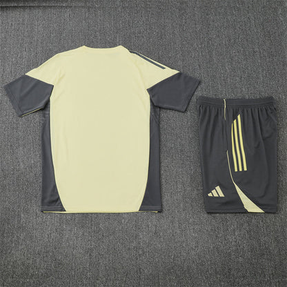 Real Madrid Training Tracksuits 25/26 Football Kit Soccer Jersey