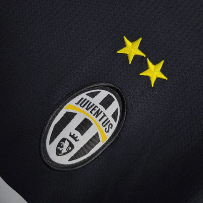 Retro Juventus Away Kit 12/13 Football Jersey