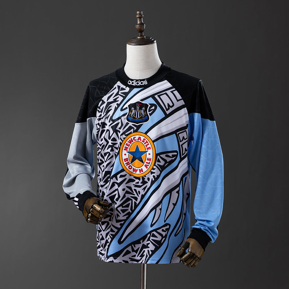 Newcastle United Jersey 1995-96 Goalkeeper Retro Football Kit Long Sleeves