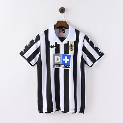 Juventus Retro Jersey 1999/00 Home Football Jersey Soccer Shirt