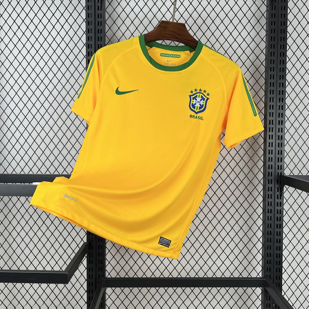 Retro Brazil Jersey 2010 Home Football Kit Soccer Jersey