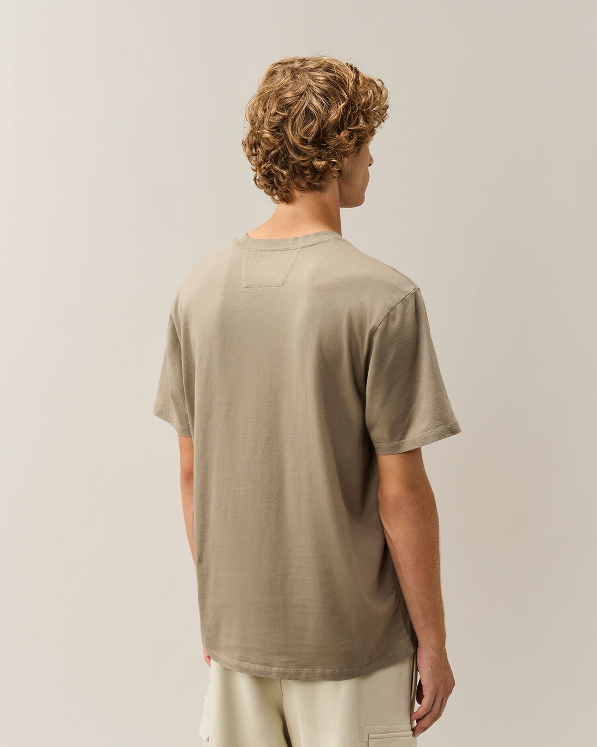 C.P. Company 30/1 Jersey Logo Patch T-Shirt in Fallen Rock - Beige