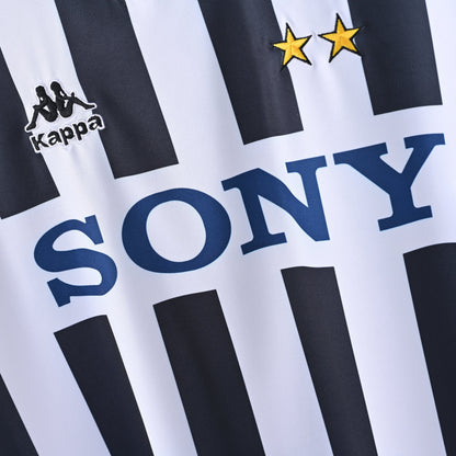 Retro Juventus Jersey 1996-97 Home Football Kit Soccer Jersey