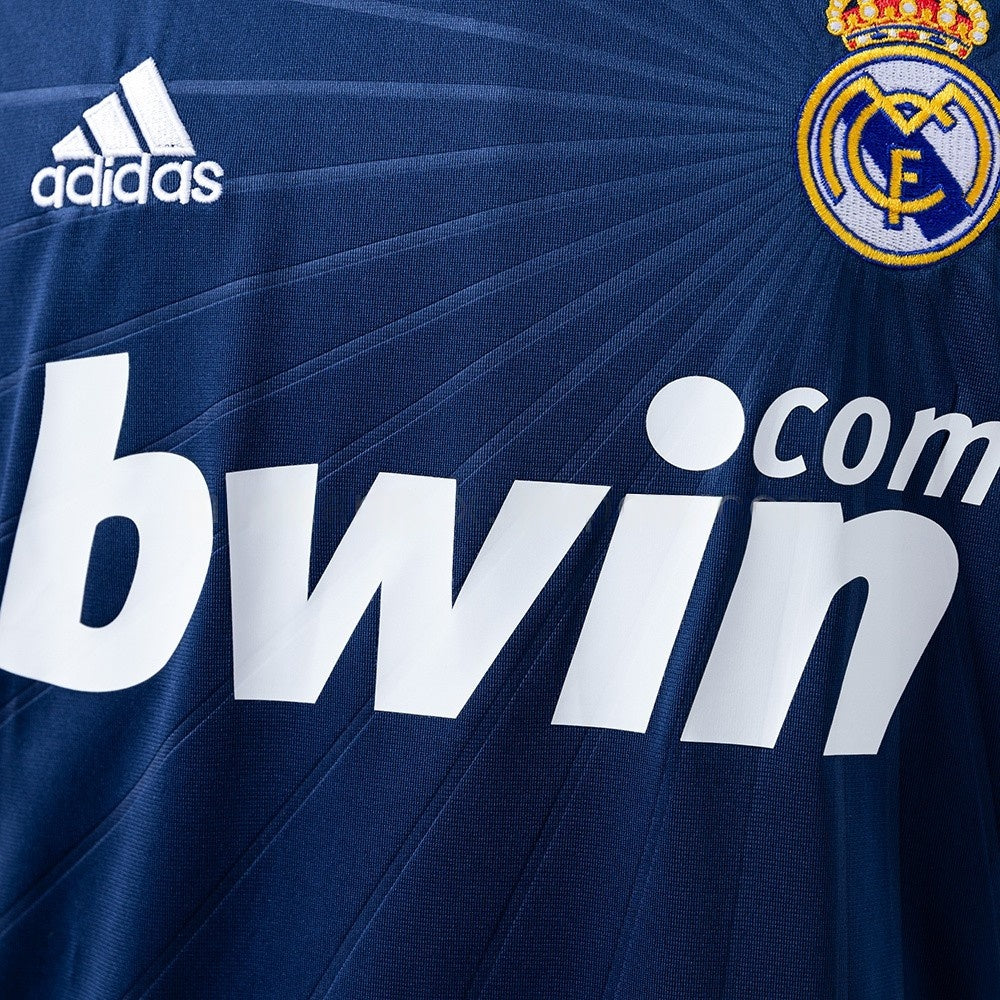 Real Madrid Jersey 2010-11 Away Retro Football Kit