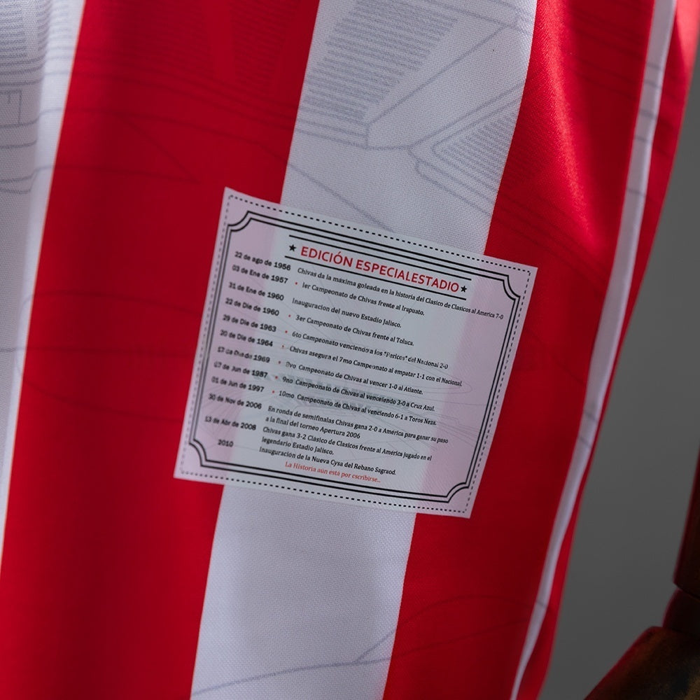 Retro Chivas Home Jersey 2010-2011 Football Kit Soccer Shirt