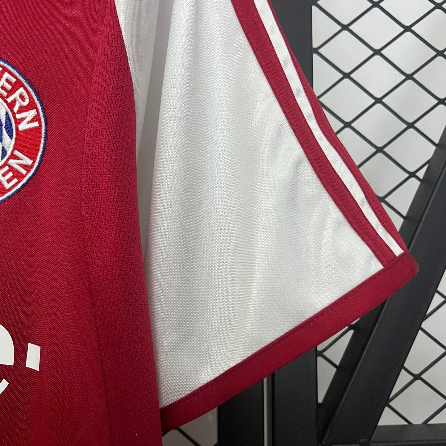 Retro Bayern Munich Jersey 2003-04 Home Football Kit Soccer Jersey