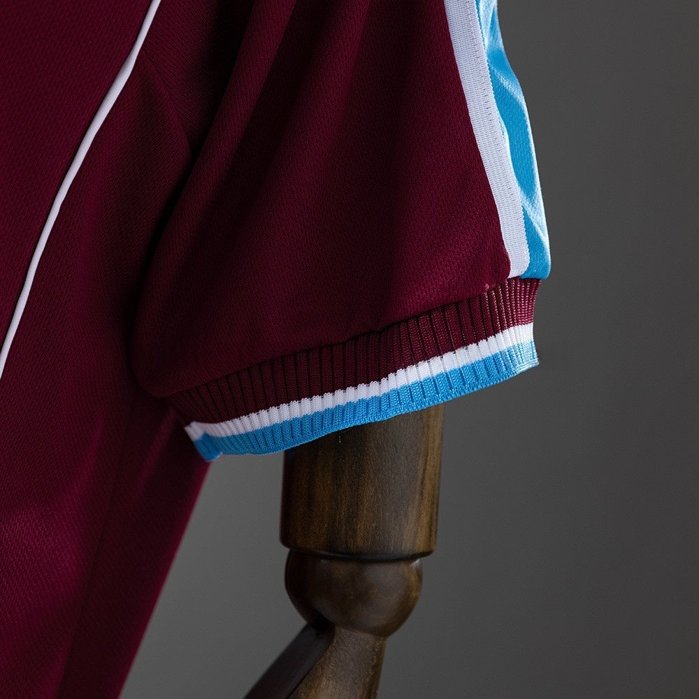 West Ham United Jersey 1999-01 Home Retro Football Kit