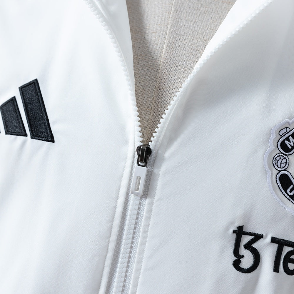 Manchester United Windbreaker 2025-26 White Football Soccer Jacket