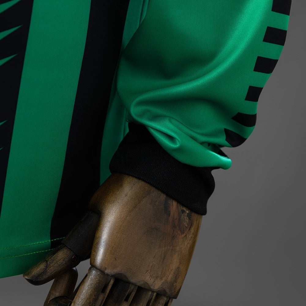Wolfsburg Away Jersey 1995-1996 Retro Long Sleeves Football Kit Soccer Shirt
