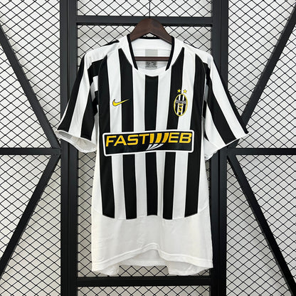 Retro Juventus Jersey 2003-04 Home Football Kit Soccer Jersey