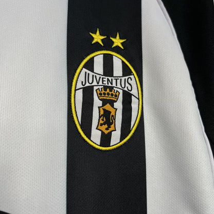 Retro Juventus Home Kit 2002/03 Football Jersey