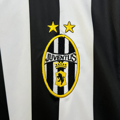 Retro Juventus Jersey 2003-04 Home Football Kit Soccer Jersey