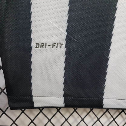 Retro Juventus Jersey Home Kit 2010/11 Football Soccer Shirt
