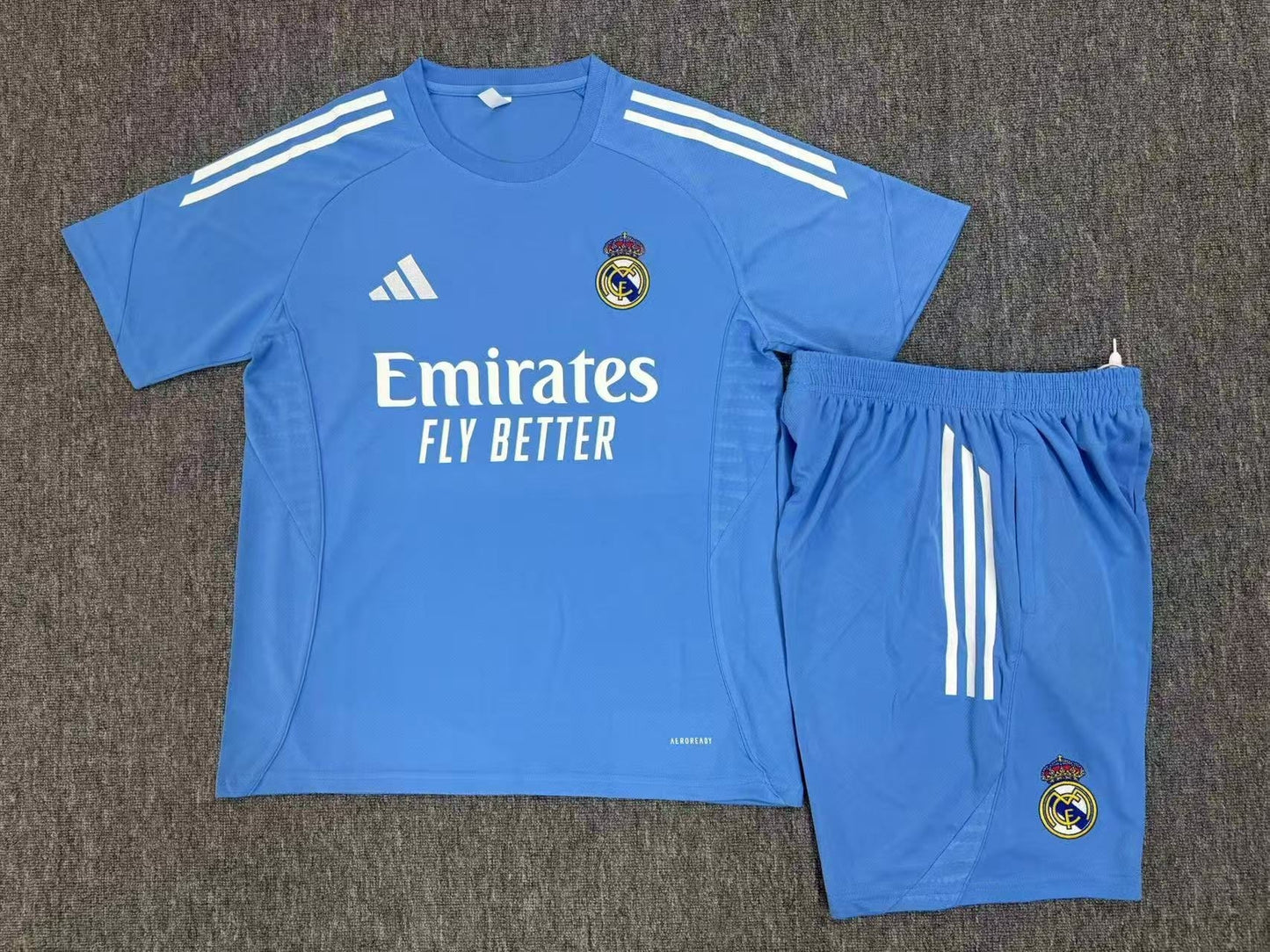 Kids Real Madrid Training Tracksuits 25/26 Football Kit Soccer Jersey
