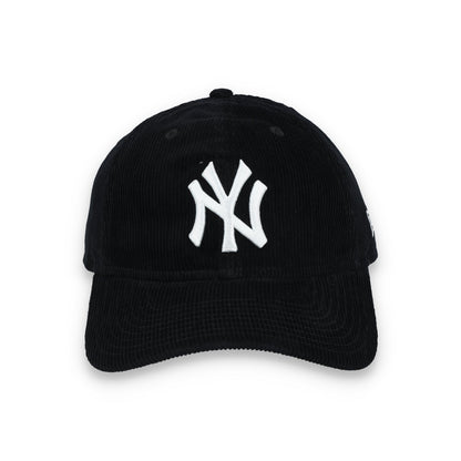 New Era New York Yankees Corduroy 9TWENTY Adjustable Hat-Black/White