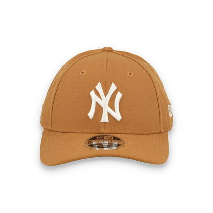 New Era New York Yankees 9FORTY M-CROWN Adjustable Hat-Brown