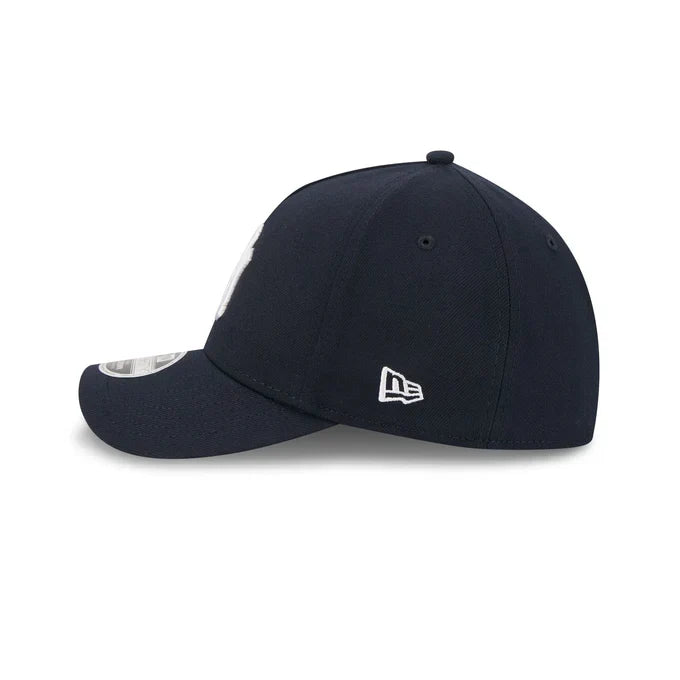 New Era New York Yankees Poly 39THIRTY M-Crown A-Frame Stretch Fit Hat