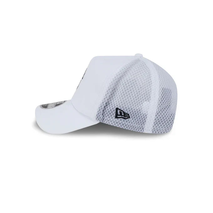 New Era San Francisco Giants 2026 Batting Practice White 9FORTY APEX Trucker Snapback Hat