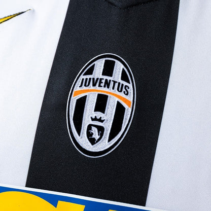 Juventus Jersey 2004-05 Home Retro Football Kit