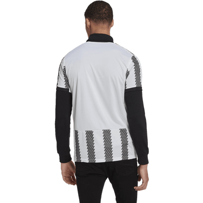 Adidas Juventus 22/23 Home Jersey