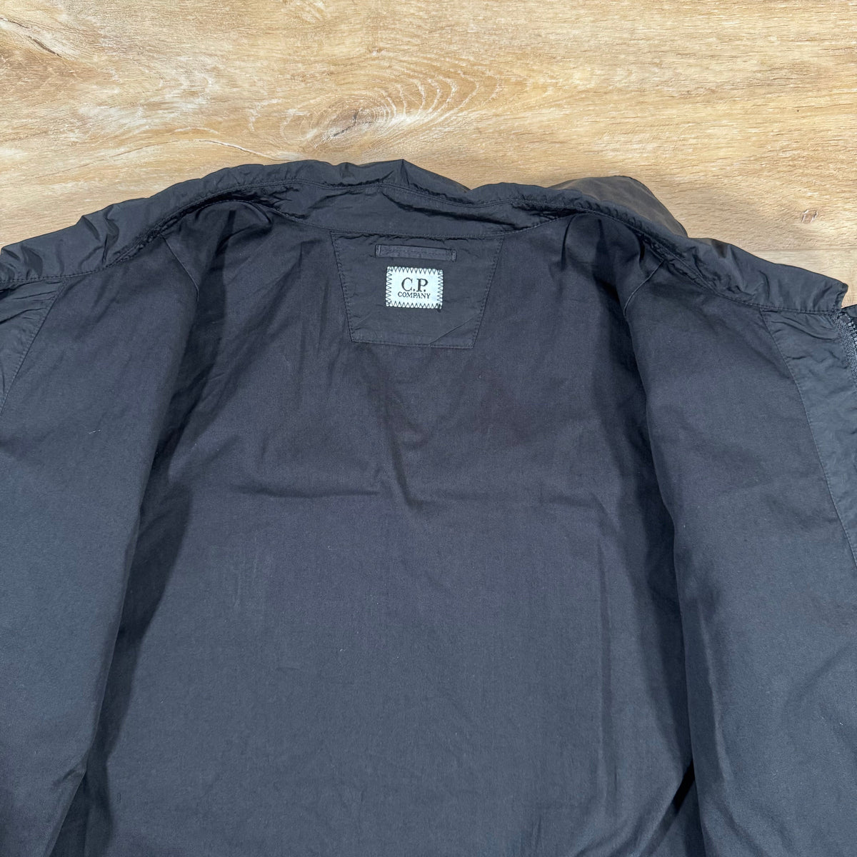 C.P. Company Chrome-R Lens Overshirt in Black
