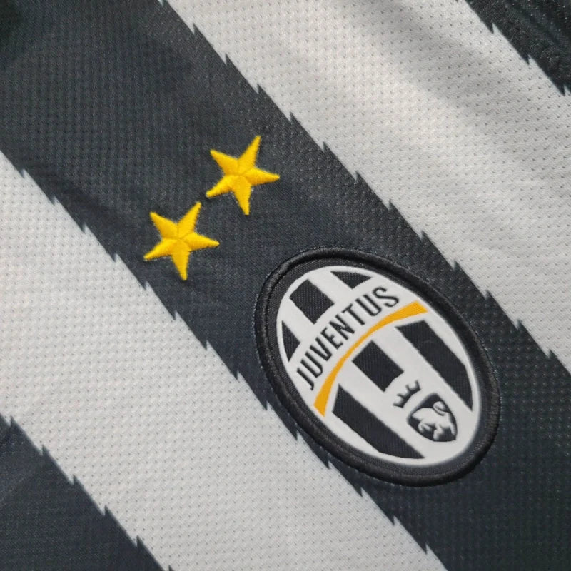 Retro Juventus Jersey Home Kit 2010/11 Football Soccer Shirt