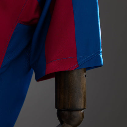 Barcelona Jersey 2005-06 Home Retro Football Kit