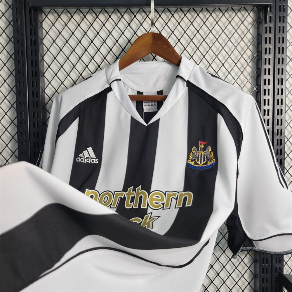 Retro Newcastle United Jersey 2005-07 Home Football Kit Soccer Shirt