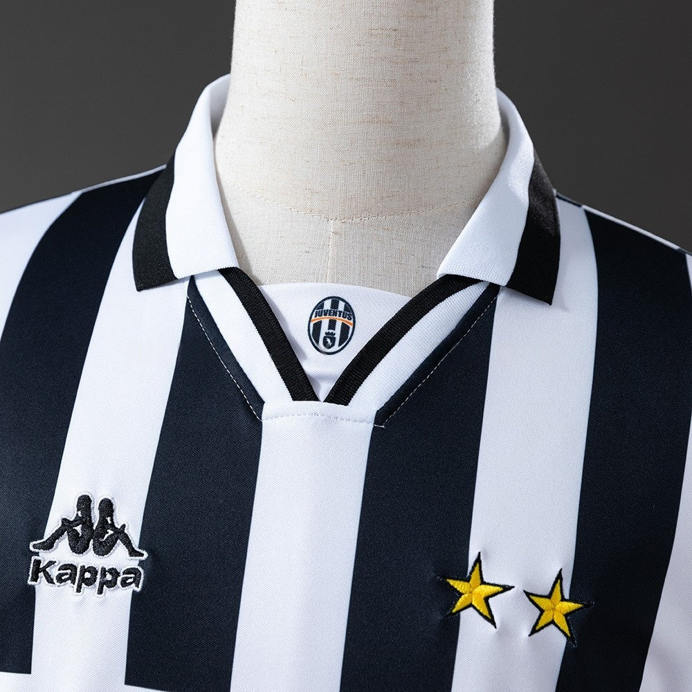 Juventus Jersey 1995-97 Home Retro Football Kit